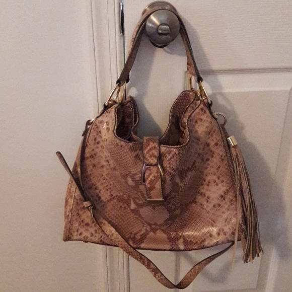 G.I.L.I. Handbags - G.I.L.I.reptile print Leather bag